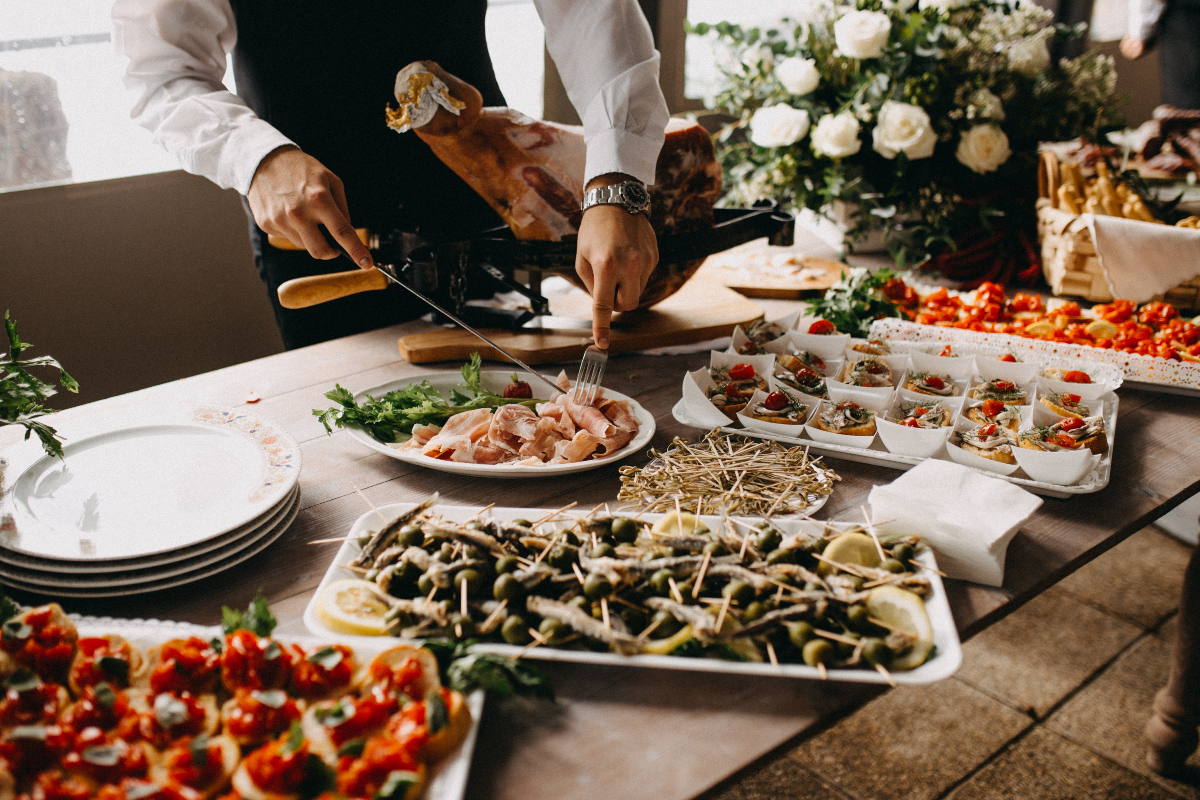 Antipasti del Ristorante Pizzeria Luna Blu di Parma | Piatti di Pesce freschissimo, Piatti di Carne, Menù per bambini e tanto altro..